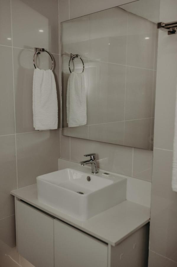 View @ The Bay Apartments 9 モーセル・ベイ エクステリア 写真